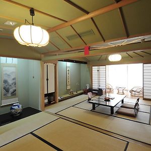 Superior Japanese-Style Room Smoking